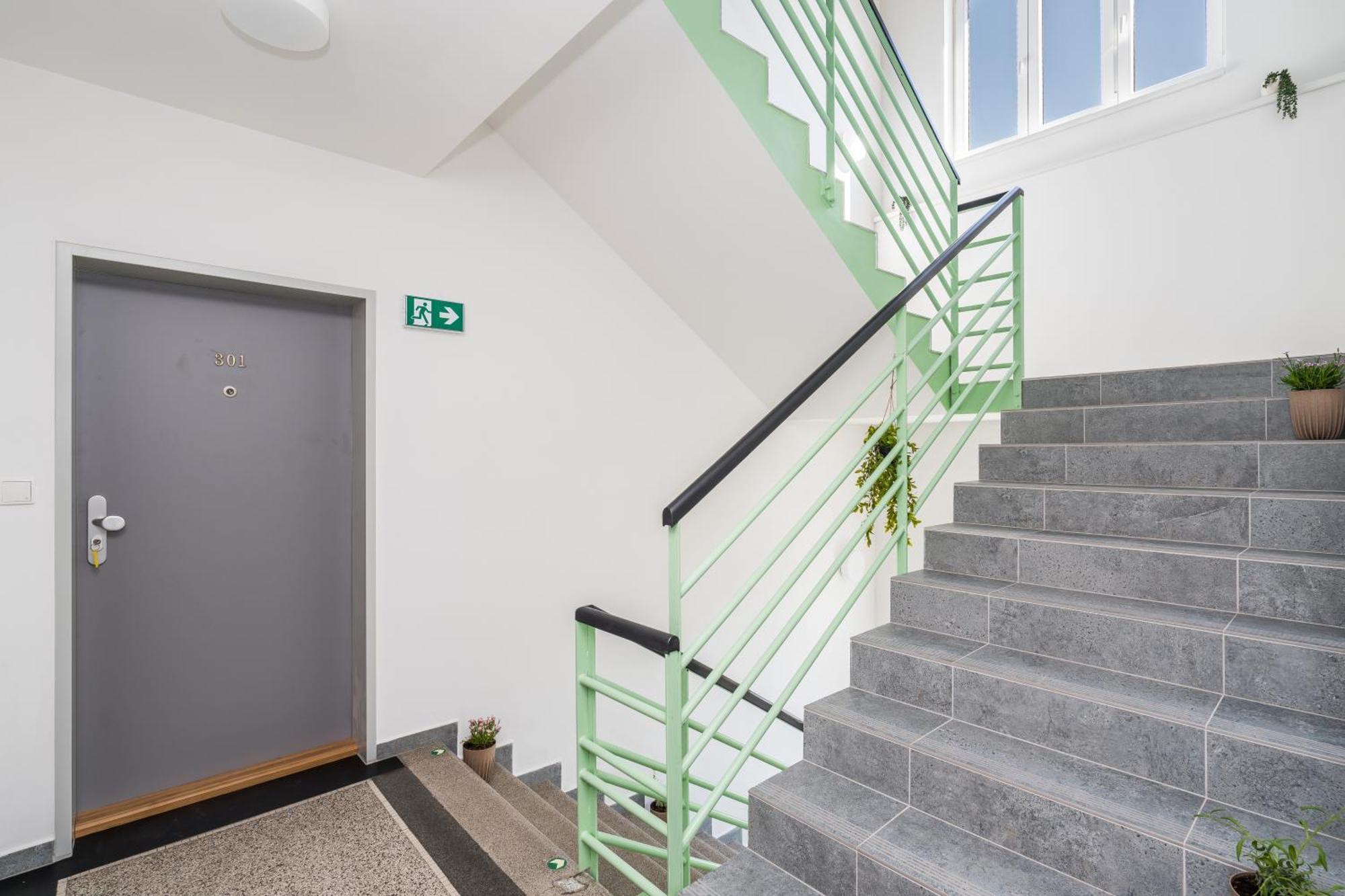 דירות Hradec Králové Perla Hradce 401 מראה חיצוני תמונה